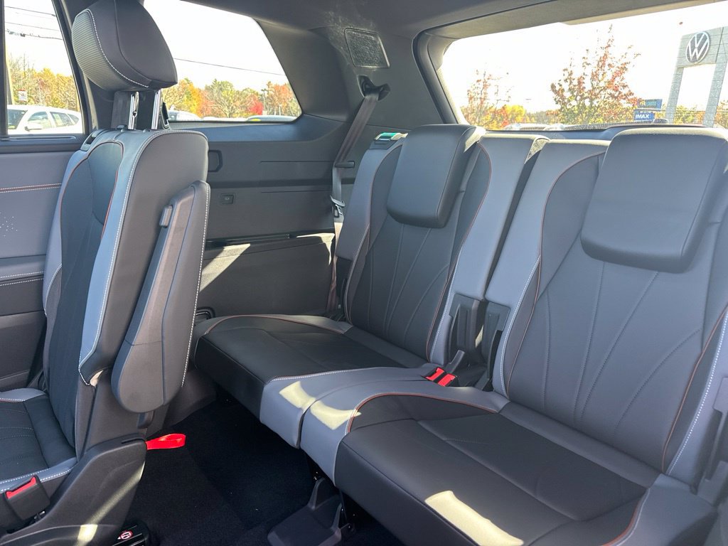 New 2027 Volkswagen Atlas SEL Premium R-Line AWD/4WD image 29