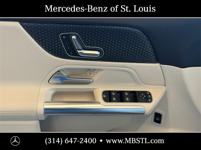 Certified 2025 Mercedes-Benz GLA 250 4MATIC image 17