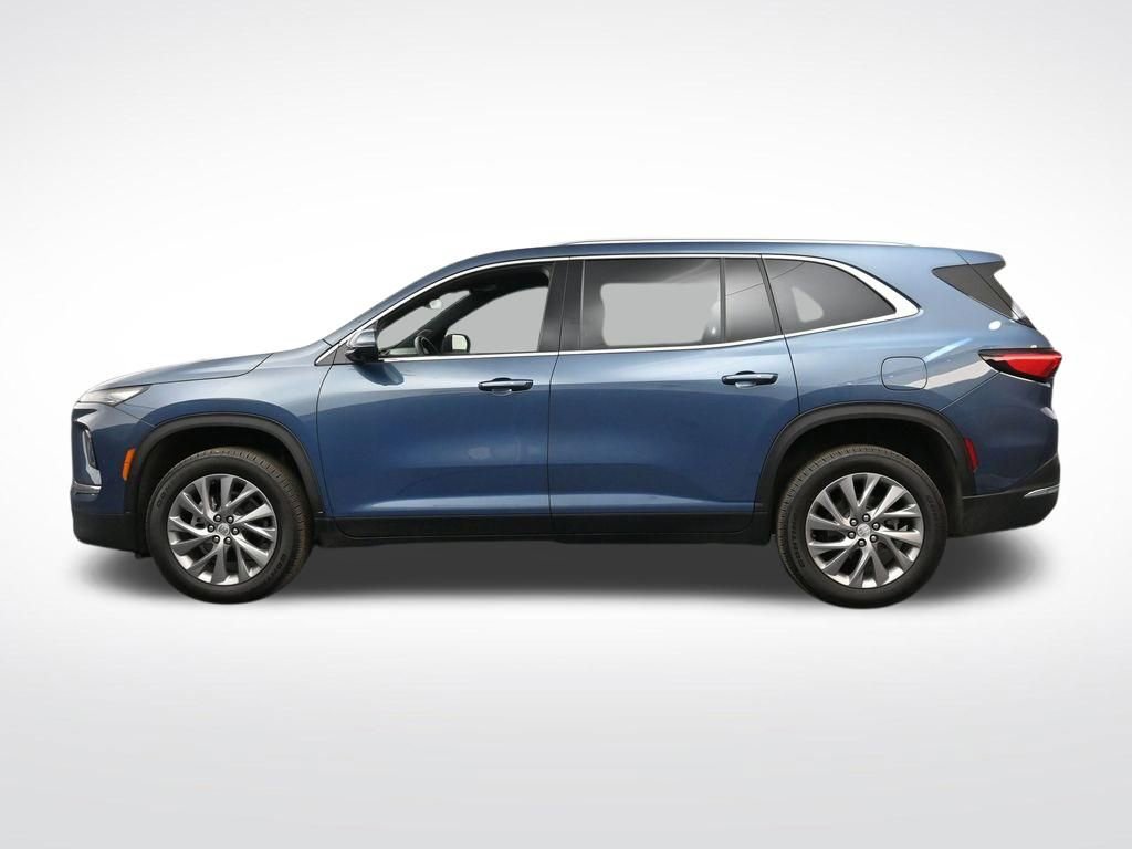 Used 2026 Buick Enclave Preferred image 2