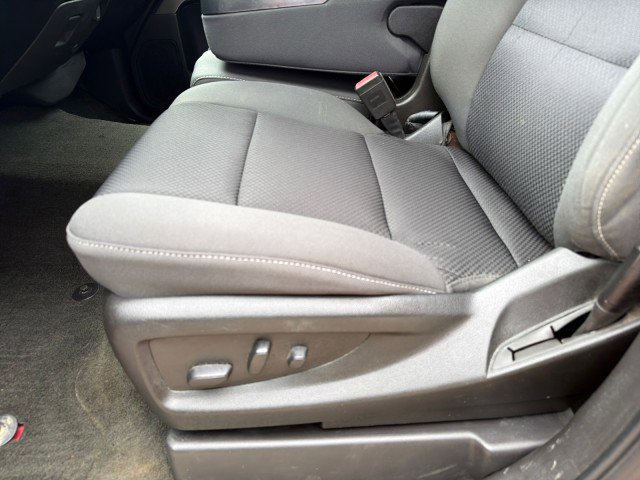 Used 2018 Chevrolet Silverado 1500 LT w/ Texas Edition RWD image 16
