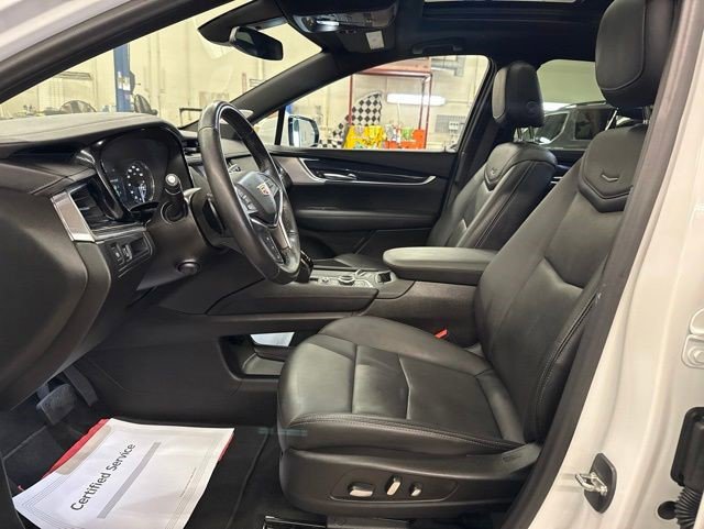Certified 2022 Cadillac XT5 Premium Luxury AWD/4WD image 11