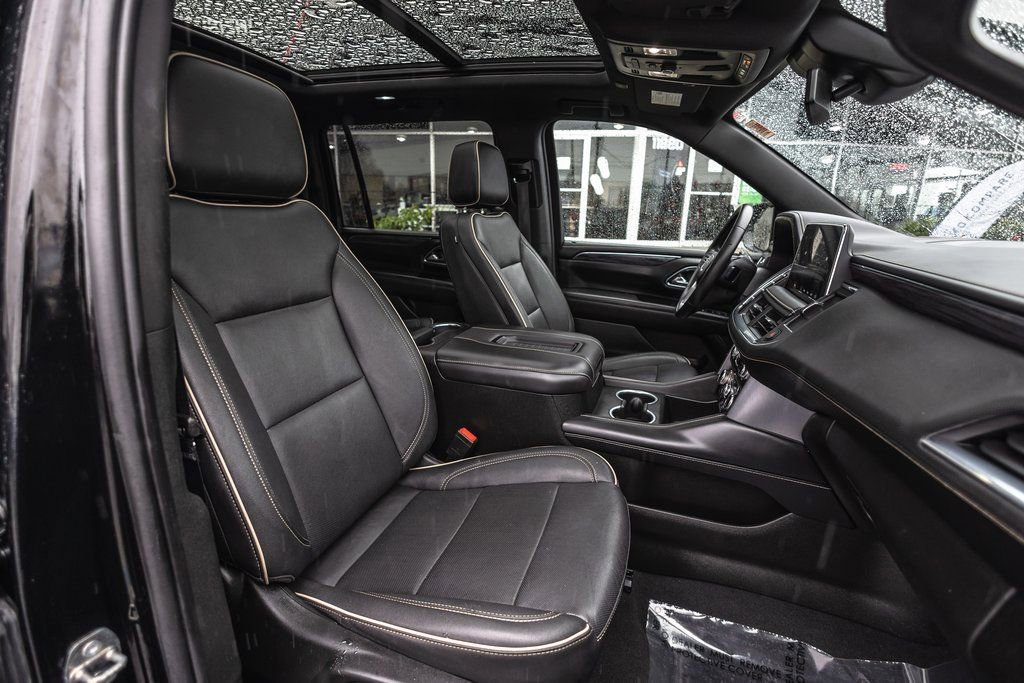 Used 2023 GMC Yukon XL SLT AWD/4WD image 23