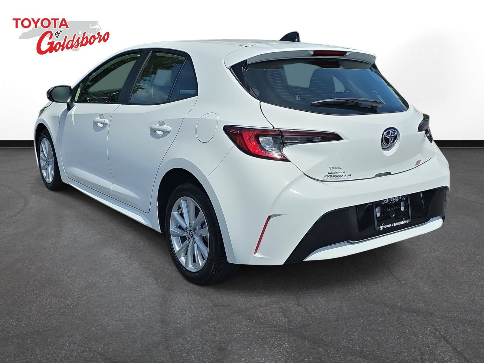 Used 2026 Toyota Corolla SE FWD image 7