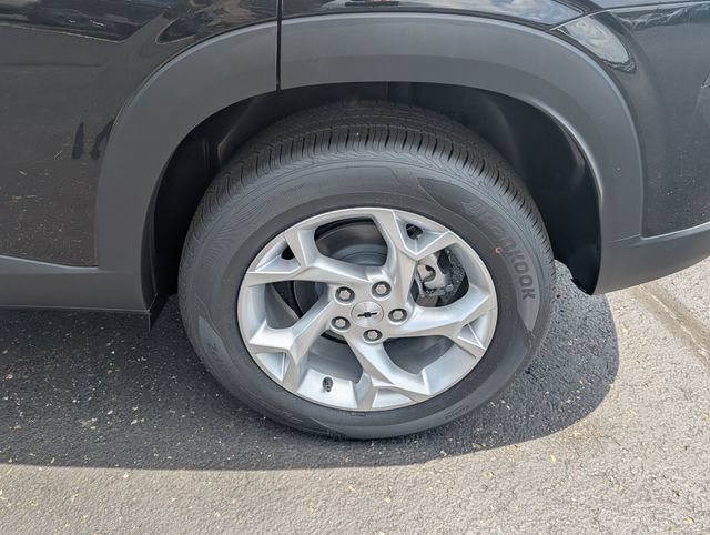 New 2026 Chevrolet Trax LS w/ LS Convenience Package FWD image 22