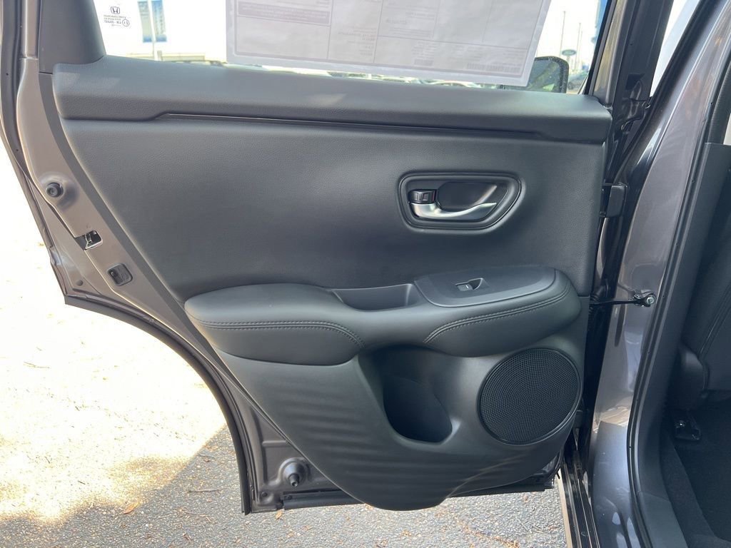 New 2026 Honda HR-V LX image 9