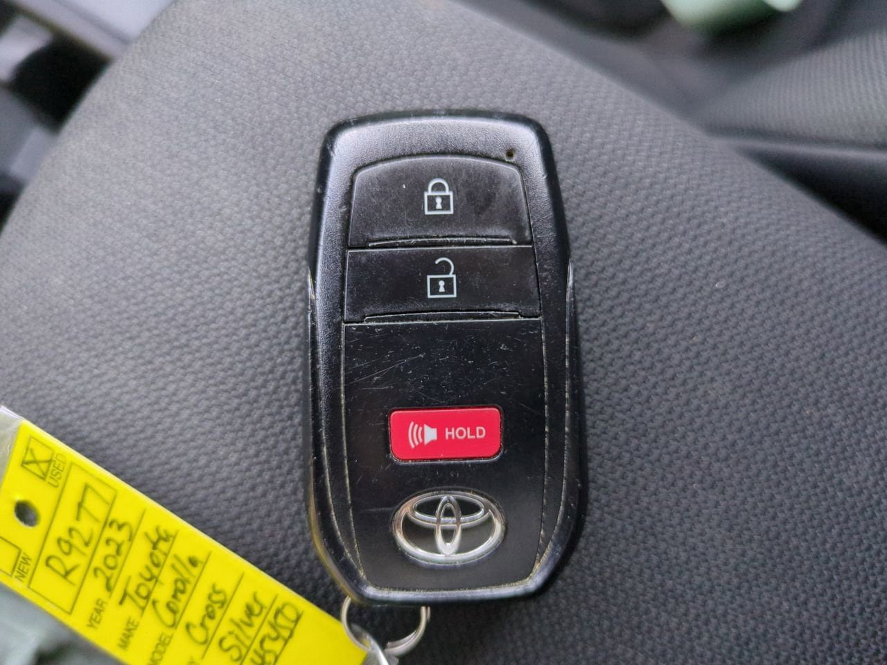 Used 2023 Toyota Corolla Cross LE w/ Moonroof Package FWD image 28