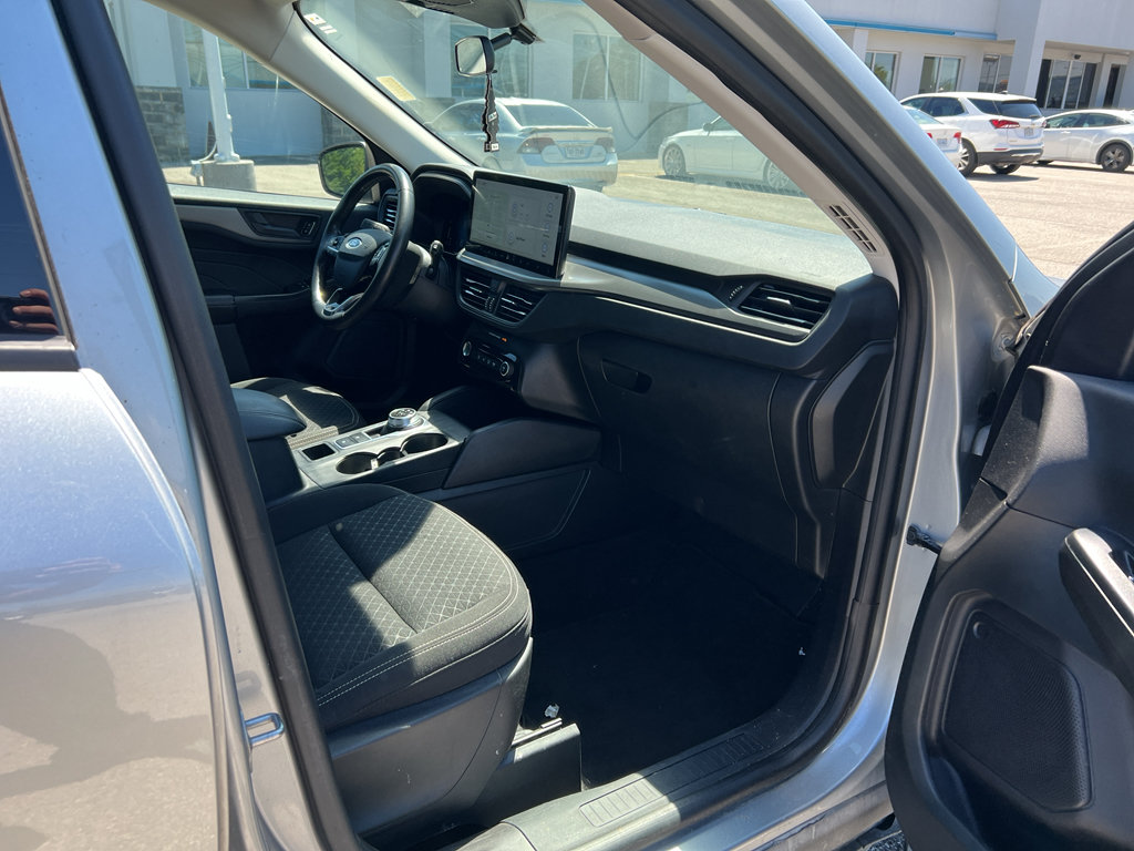 Used 2023 Ford Escape Active w/ Tech Pack #1 FWD image 12