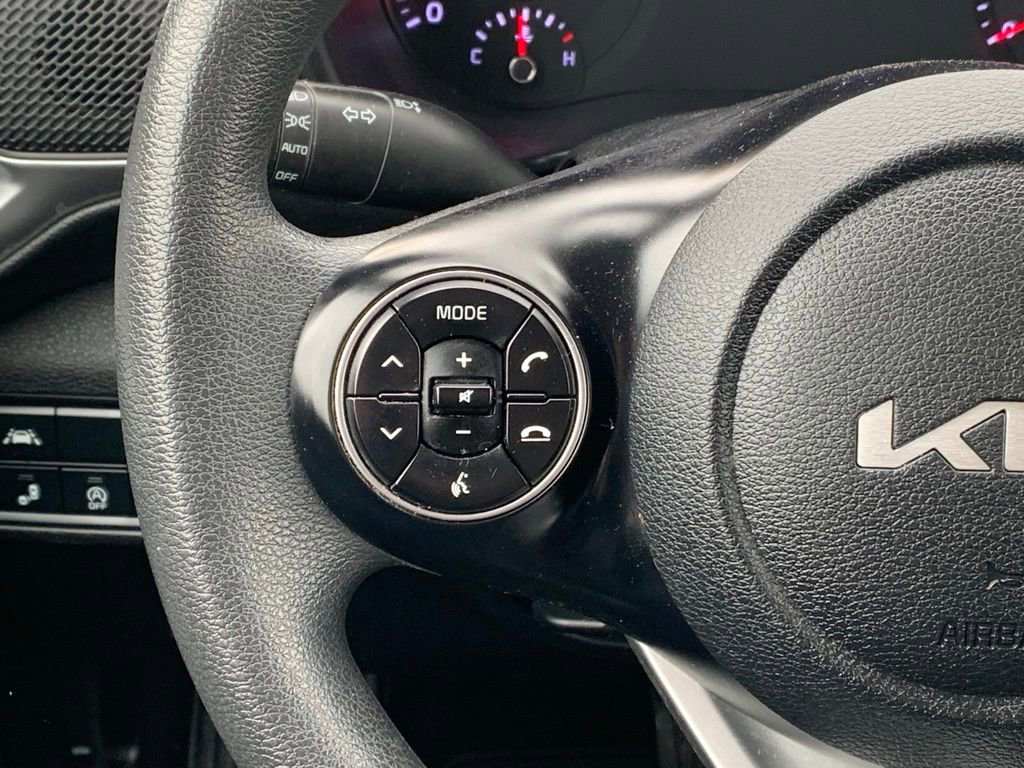 Used 2022 Kia Soul LX w/ Technology Package image 11