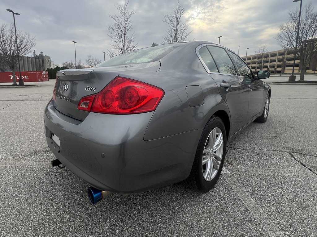 Used 2012 INFINITI G37 w/ Premium Pkg image 5