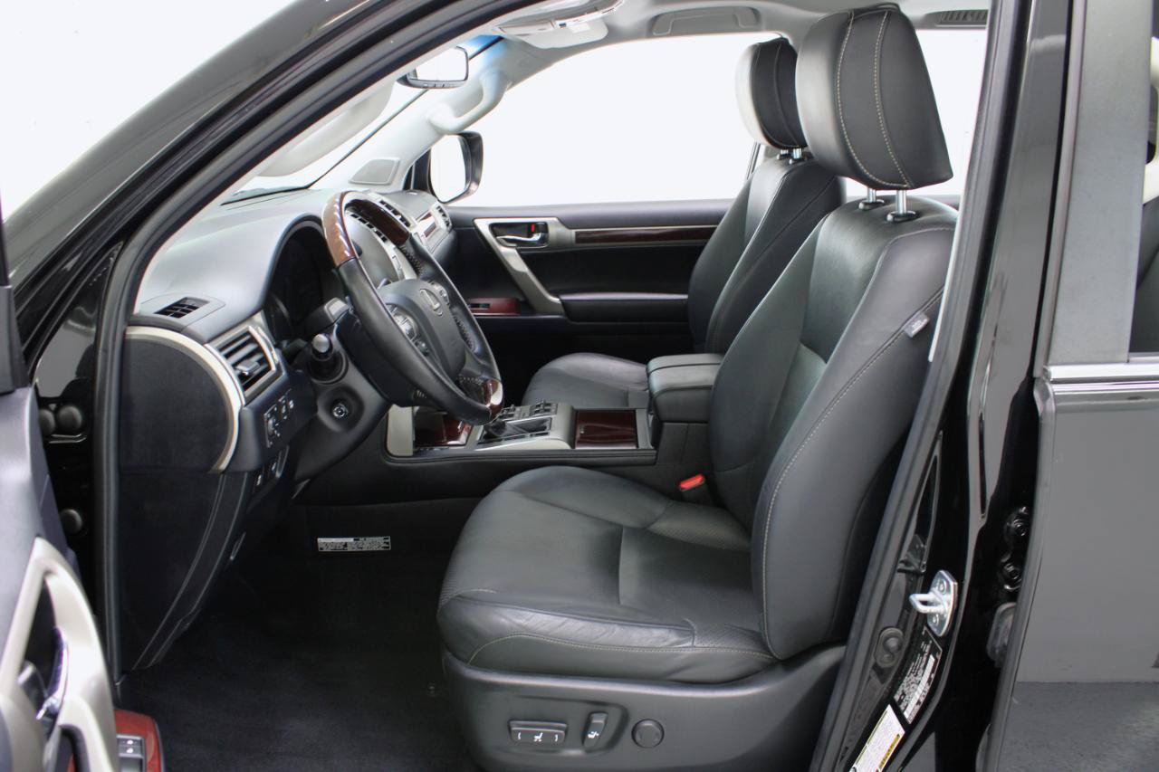 Used 2019 Lexus GX 460 Luxury AWD/4WD image 29