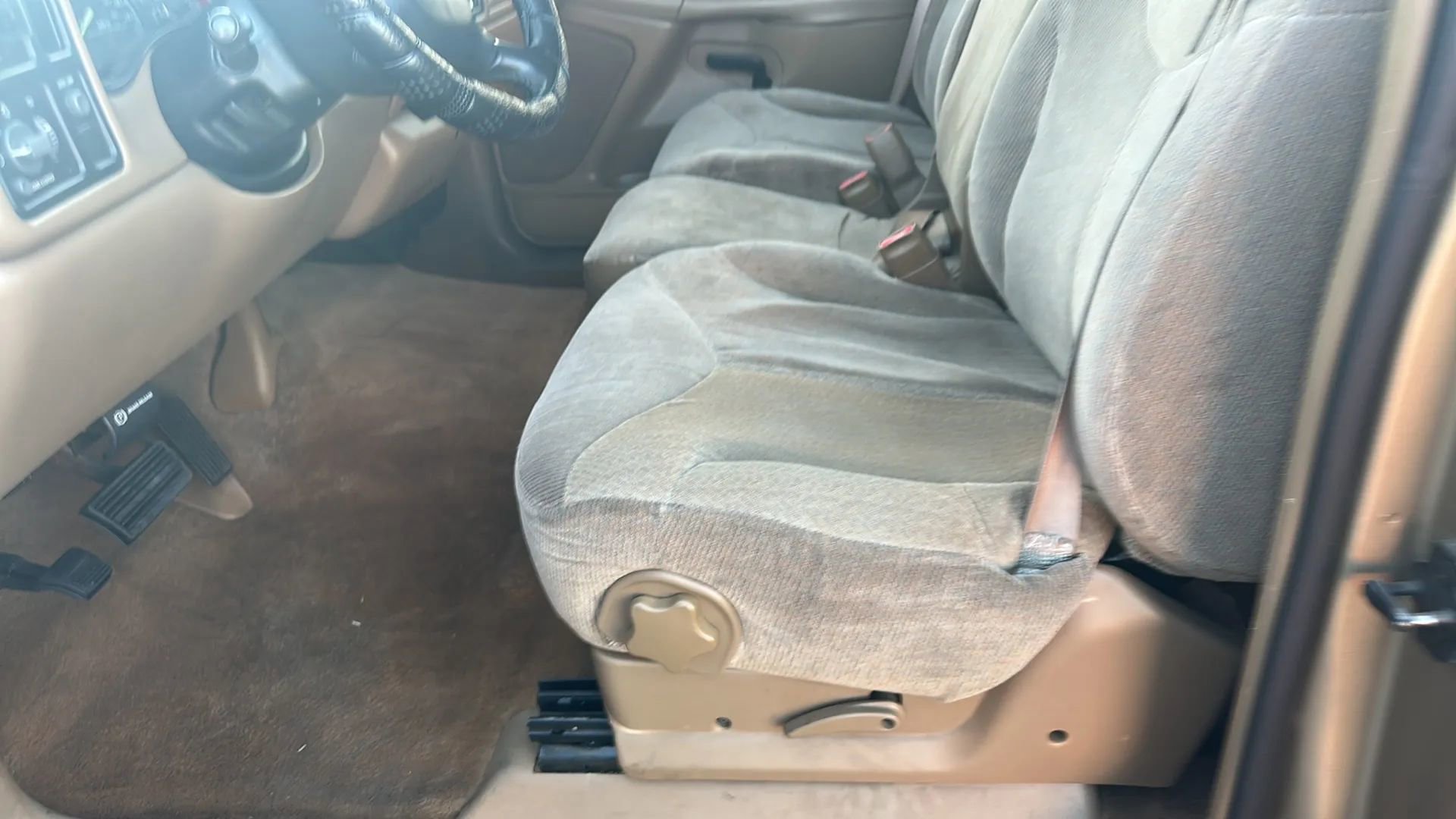 Used 2000 GMC Sierra 1500 2WD Extended Cab image 37