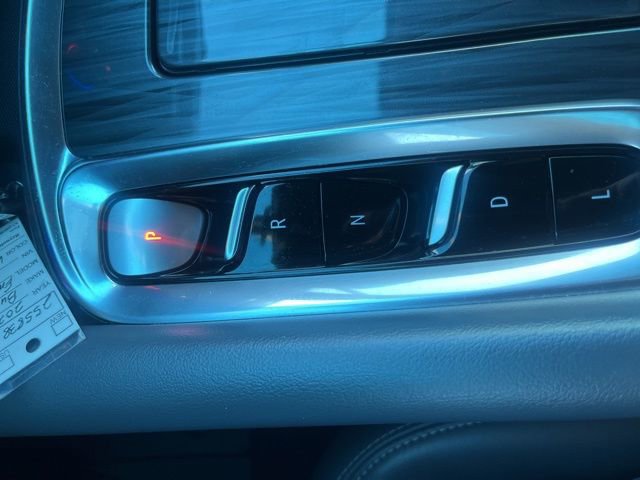 Used 2024 Buick Enclave Premium w/ Experience Buick Package FWD image 14