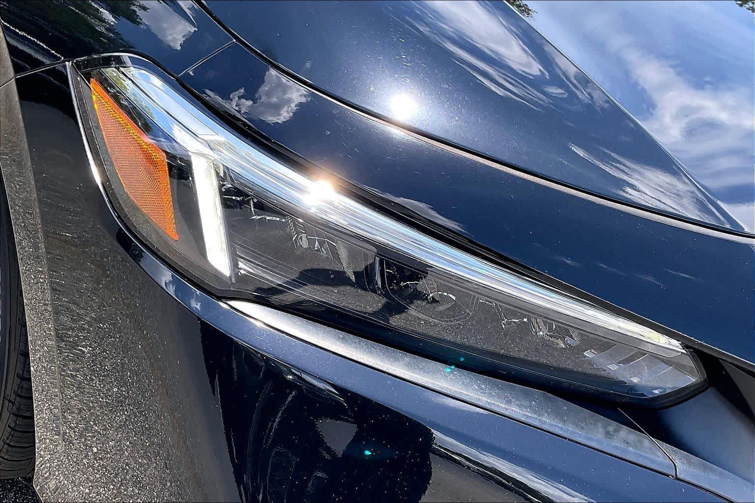 Used 2023 Honda Civic EX-L image 27