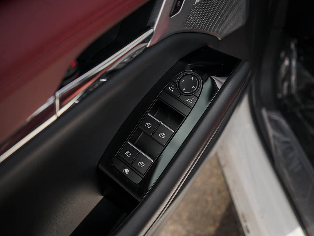 New 2026 MAZDA MAZDA3 2.5 S Hatchback w/ Premium Pkg FWD image 18