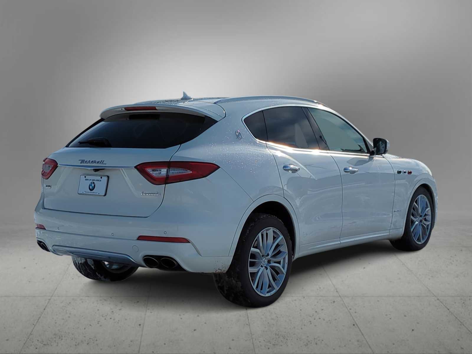 Used 2019 Maserati Levante S GranLusso image 8