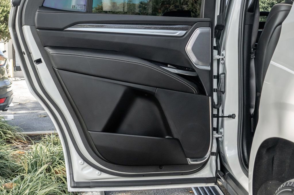 Used 2025 Cadillac Escalade V w/ LPO, Floor Liner Package AWD/4WD image 36