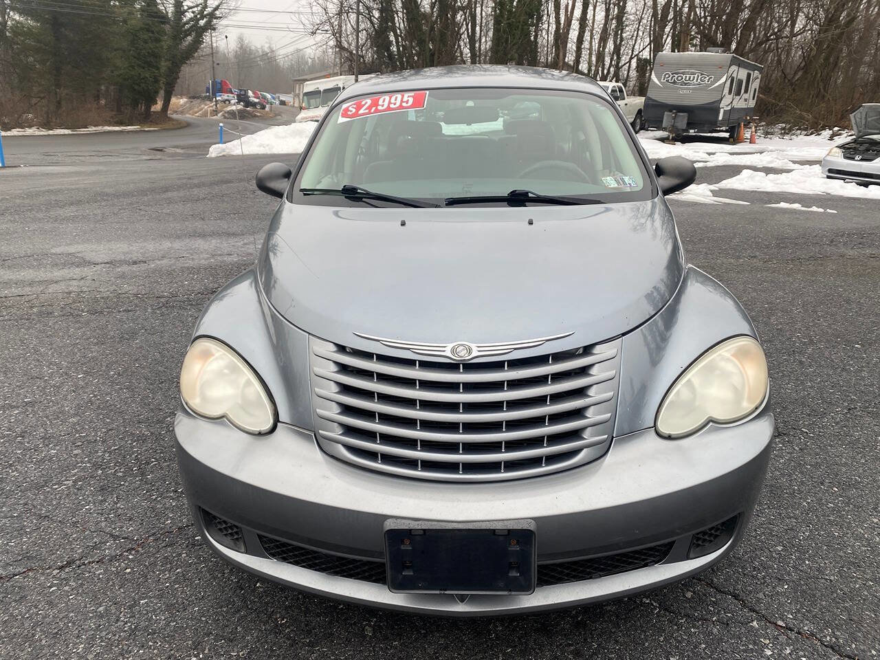 Used 2009 Chrysler PT Cruiser FWD image 3