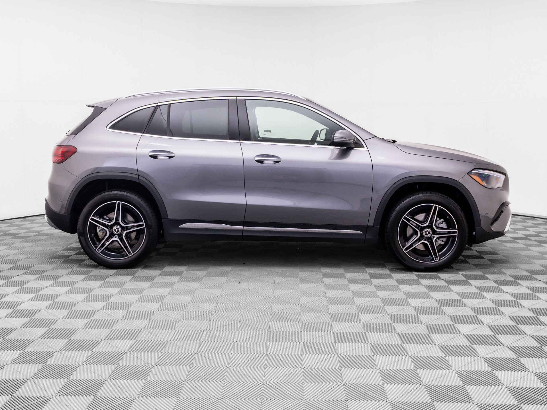 New 2026 Mercedes-Benz GLA 250 4MATIC image 6
