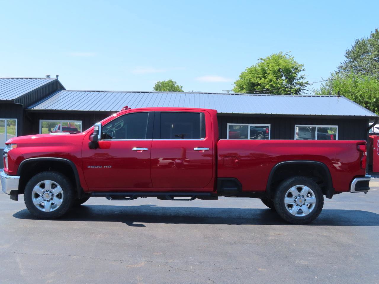 Used 2021 Chevrolet Silverado 3500 LTZ w/ LTZ Plus Package AWD/4WD image 3