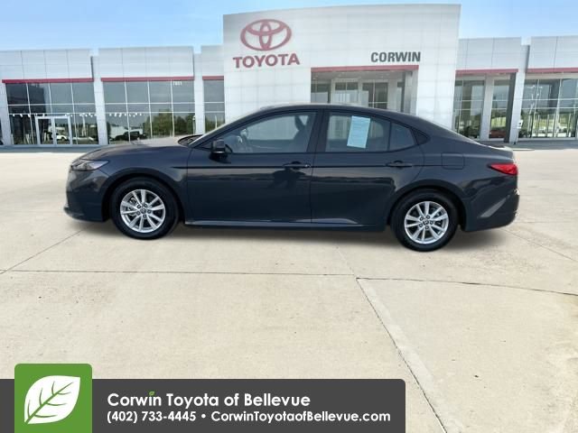 Used 2025 Toyota Camry LE image 2
