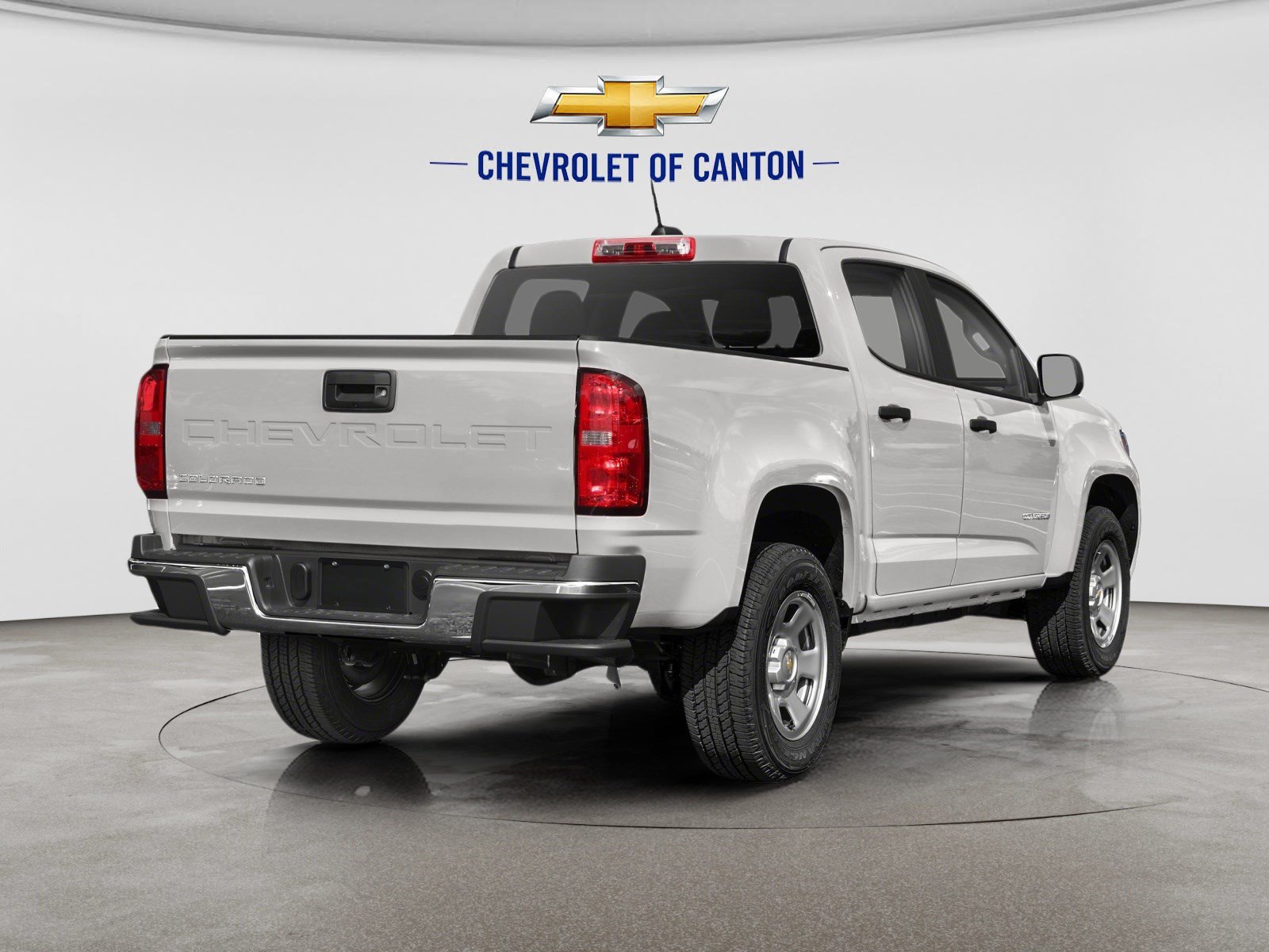 Used 2021 Chevrolet Colorado W/T w/ WT Convenience Package AWD/4WD image 2