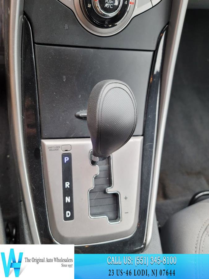 Used 2013 Hyundai Elantra GLS w/ Preferred Pkg image 20