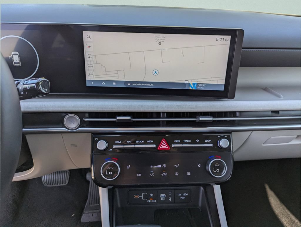 Certified 2025 Hyundai Tucson SEL AWD/4WD image 26