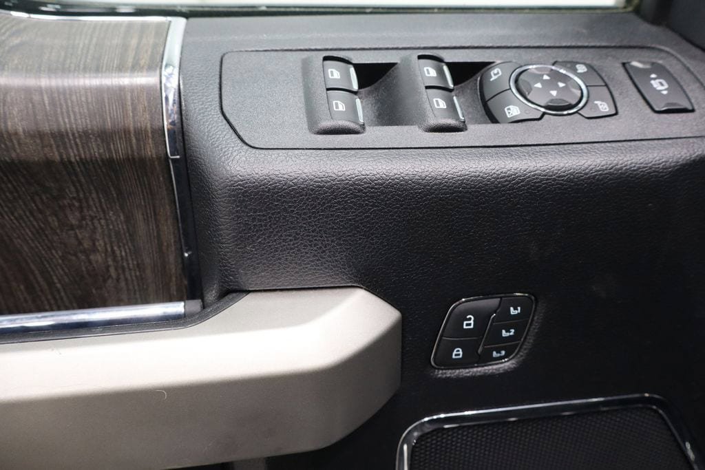 Used 2021 Ford F250 Lariat AWD/4WD image 19