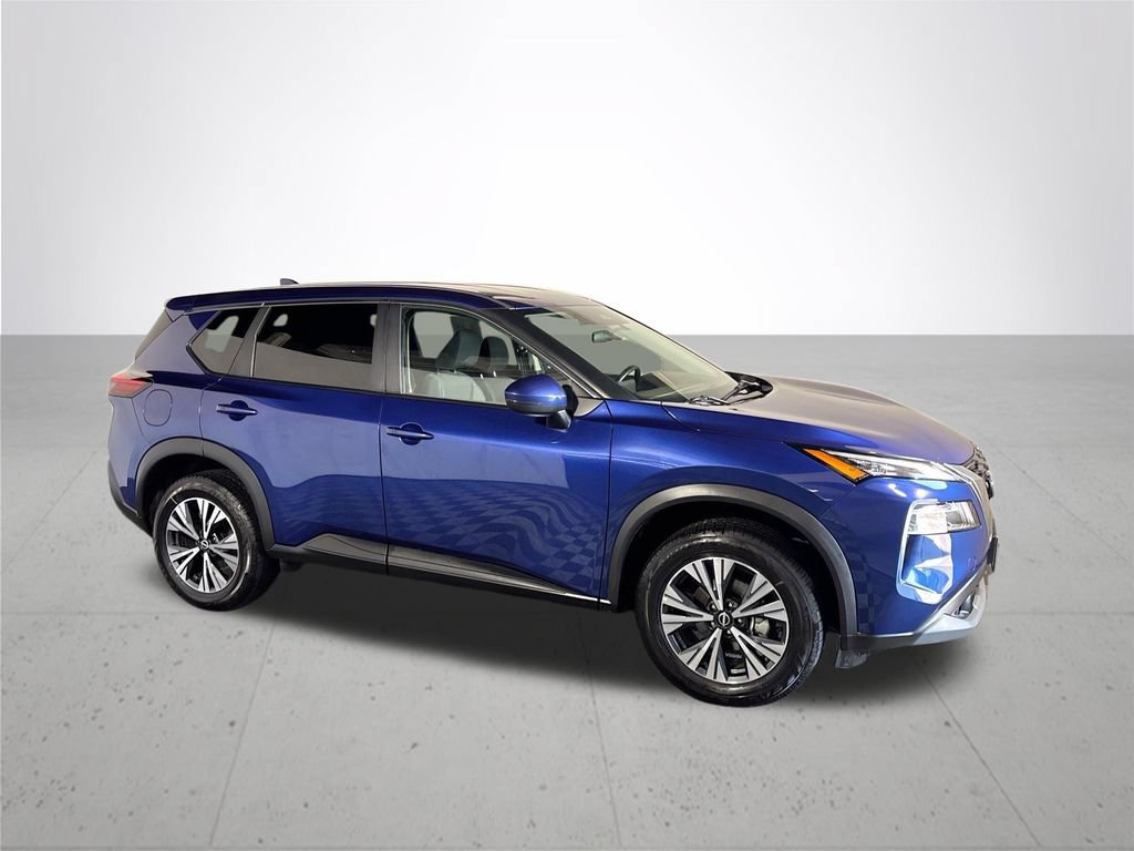 Used 2022 Nissan Rogue SV AWD/4WD image 4