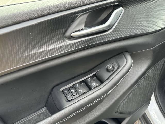 Certified 2023 Jeep Grand Cherokee Altitude image 18