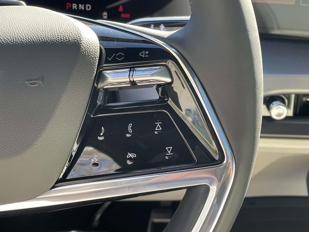 New 2026 Cadillac Vistiq Sport image 24