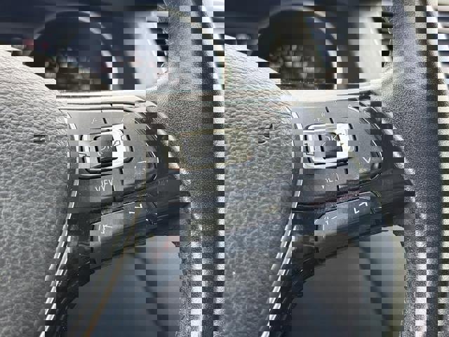 Used 2019 Volkswagen Tiguan SE image 23