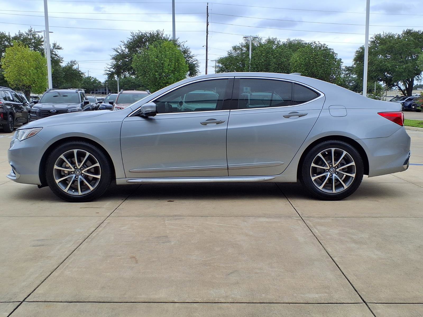 Used 2018 Acura TLX V6 w/ Technology Package FWD image 23