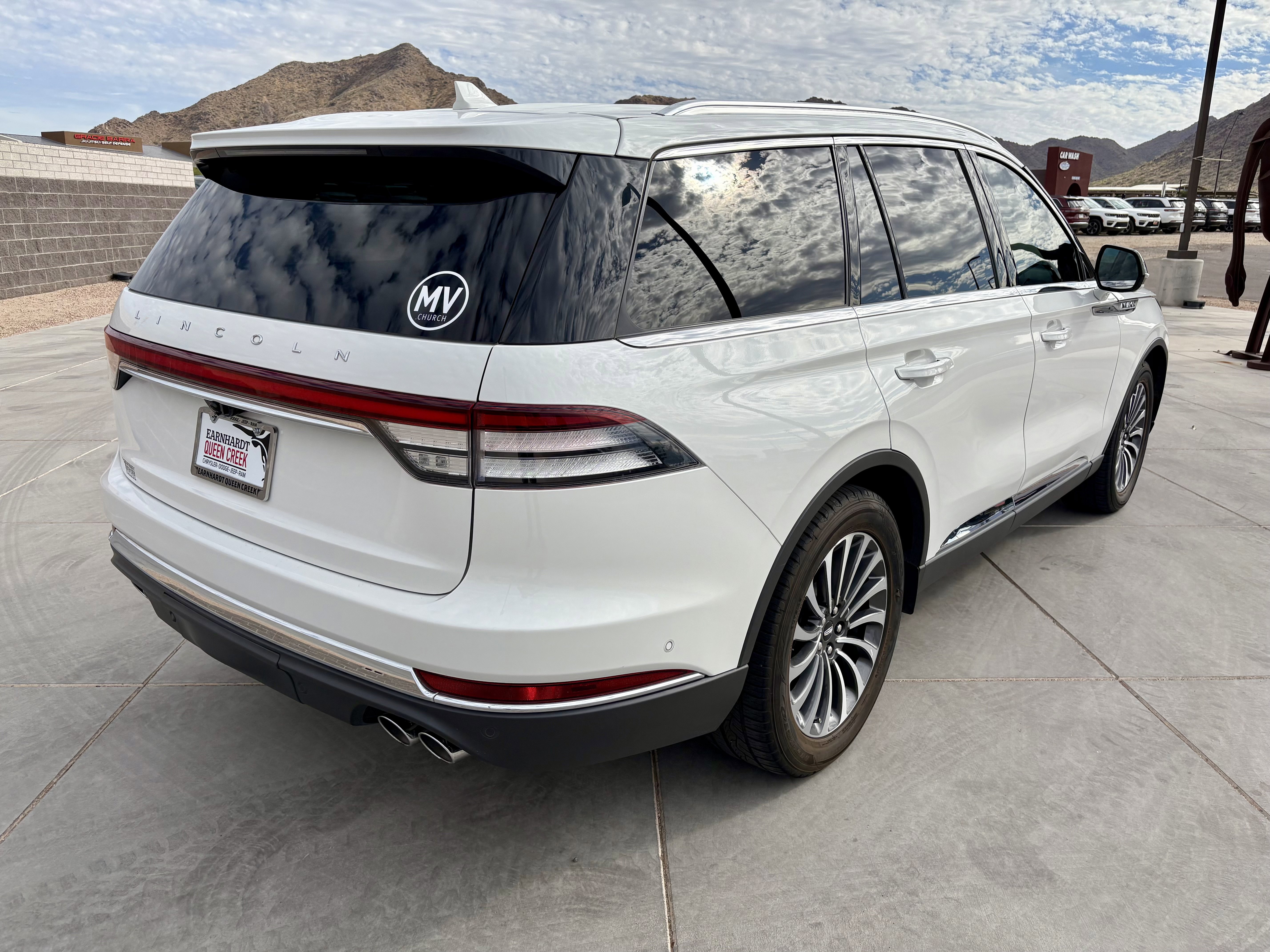 Used 2020 Lincoln Aviator Reserve w/ Equipment Group 201A image 5