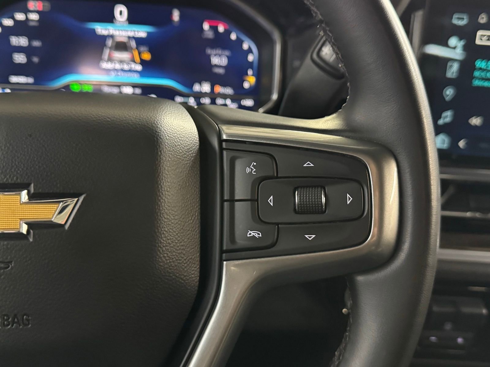 Used 2024 Chevrolet Silverado 3500 LT image 23