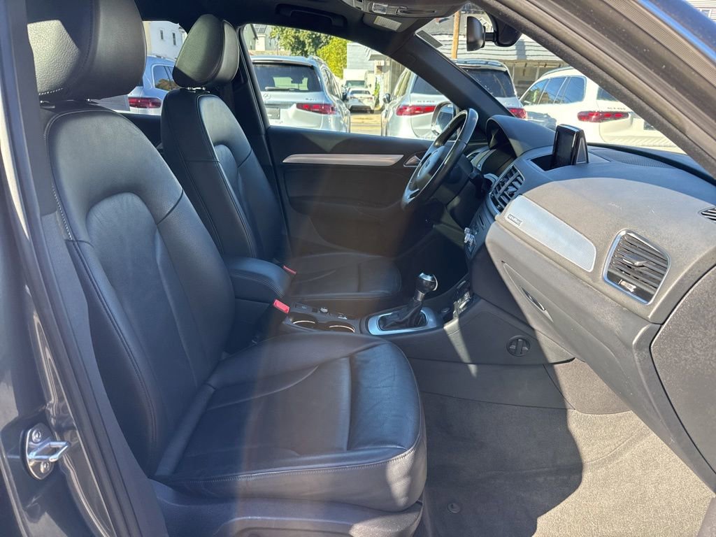 Used 2018 Audi Q3 2.0T Premium Plus w/ Premium Plus Package image 12