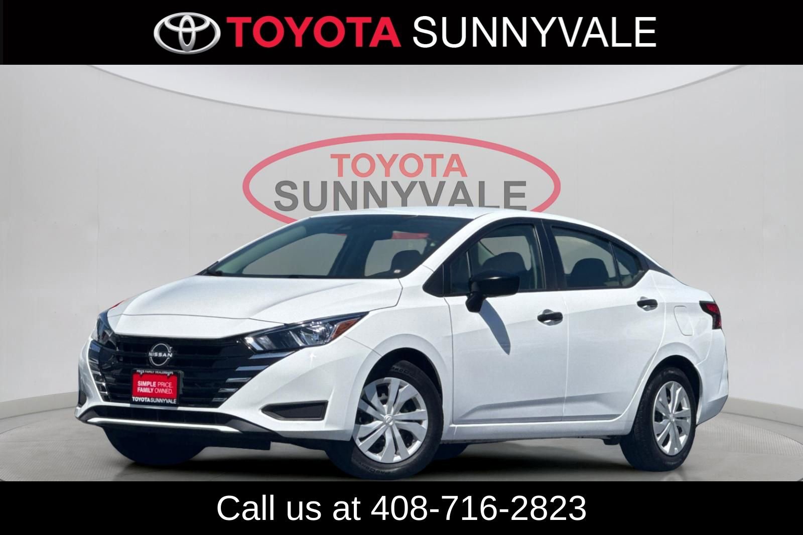 Used 2024 Nissan Versa S FWD image 2