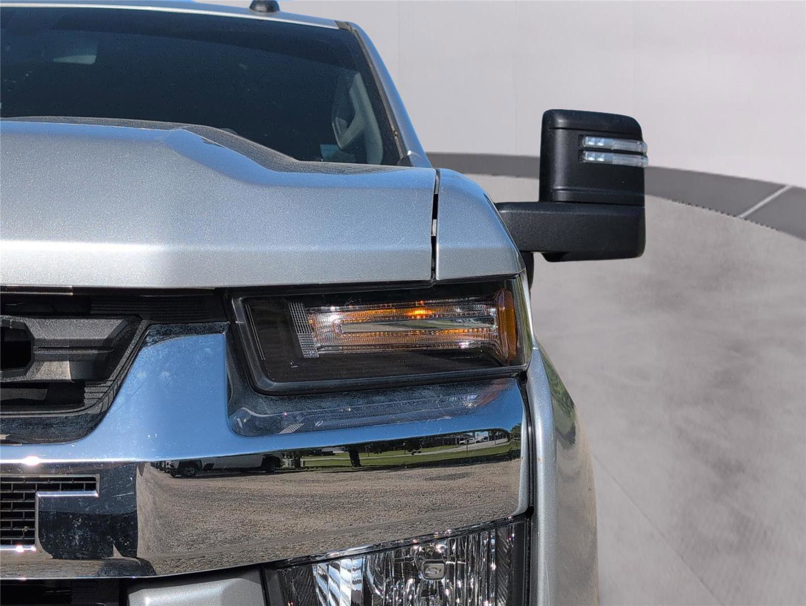 Used 2023 Chevrolet Silverado 2500 LT w/ Convenience Package image 33