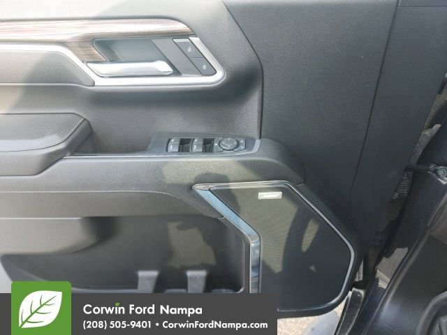 Used 2023 Chevrolet Silverado 1500 RST image 23