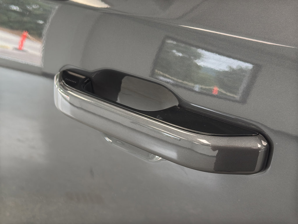 Used 2024 Jeep Wagoneer Series II image 13