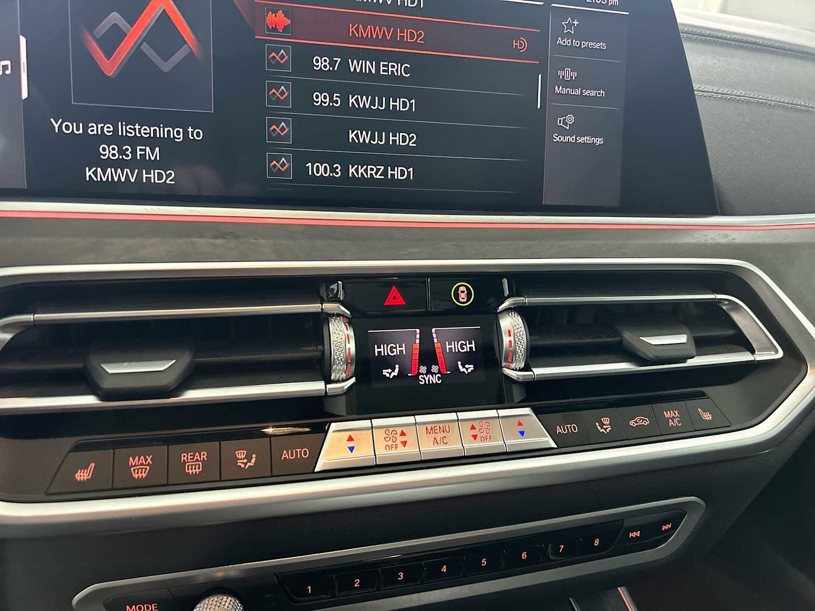 Used 2023 BMW X5 xDrive40i w/ Premium Package image 17