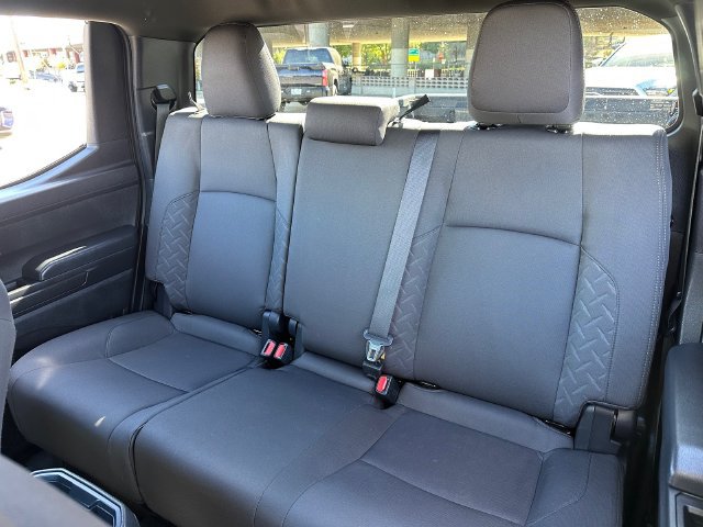 Certified 2025 Toyota Tacoma SR5 AWD/4WD image 23