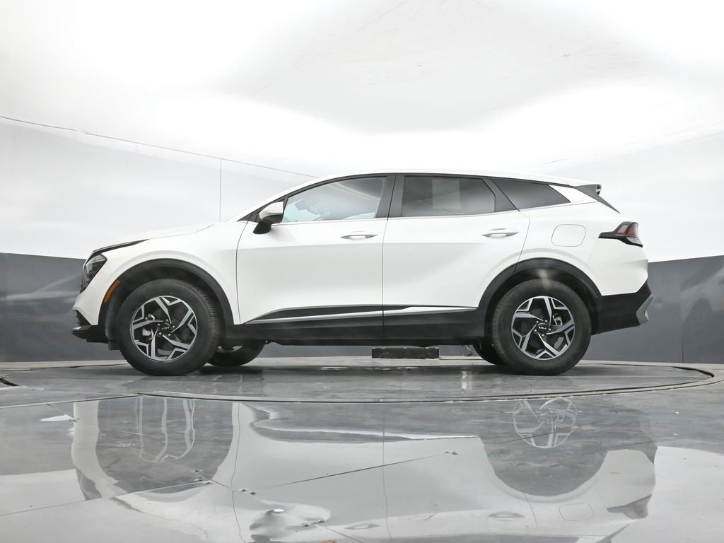 Used 2024 Kia Sportage LX image 43