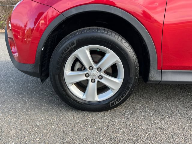 Used 2013 Toyota RAV4 XLE FWD image 27