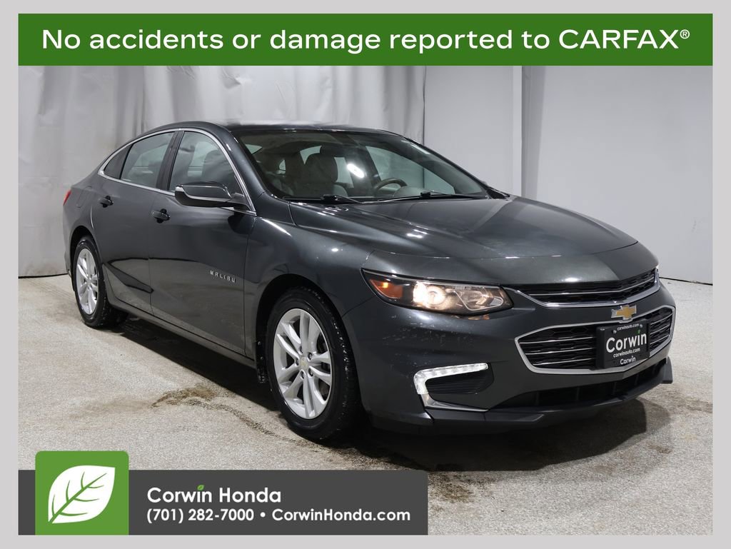 Used 2017 Chevrolet Malibu LT image 1