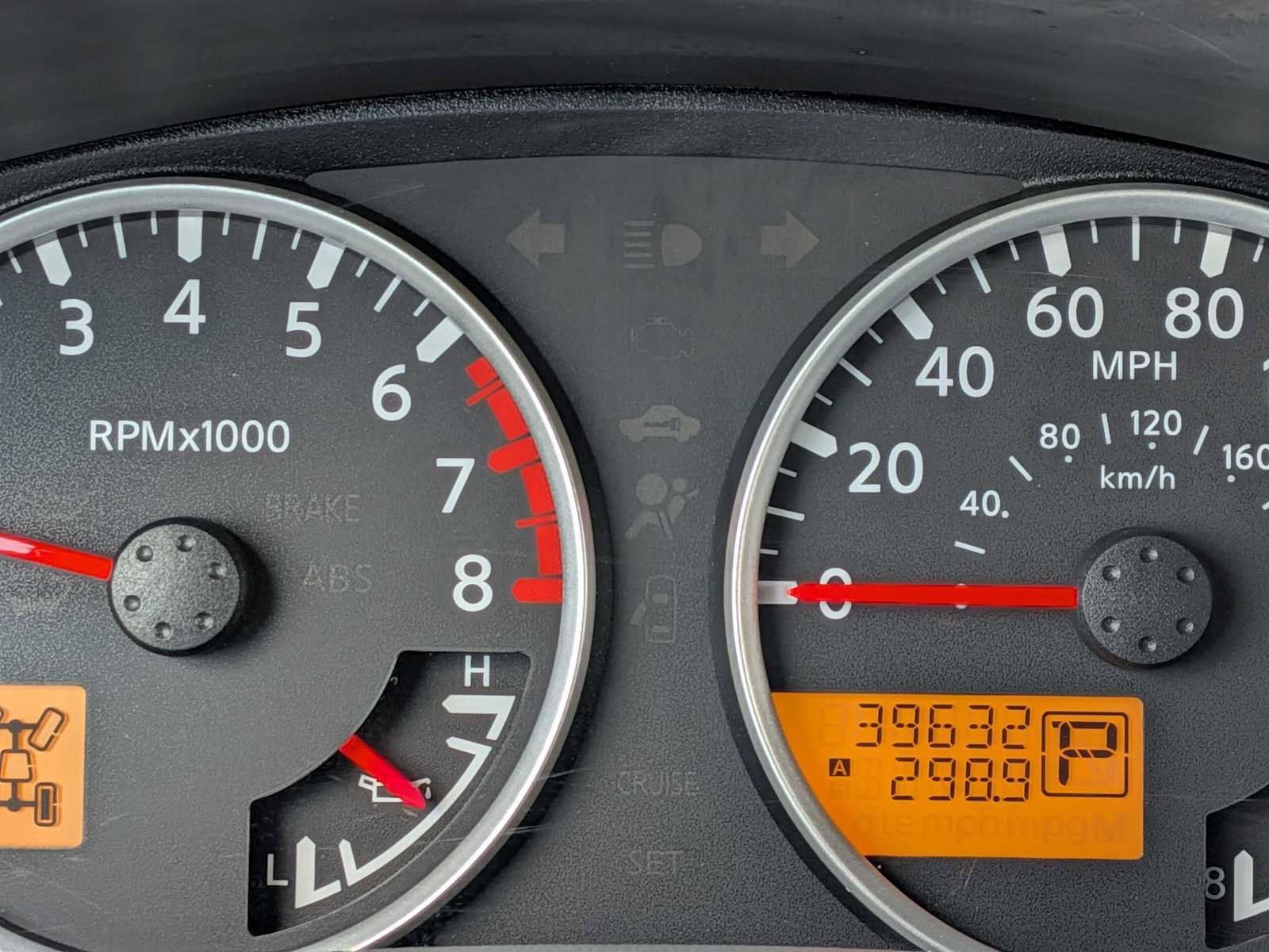 Used 2012 Nissan Frontier SL w/ Moonroof Pkg image 27