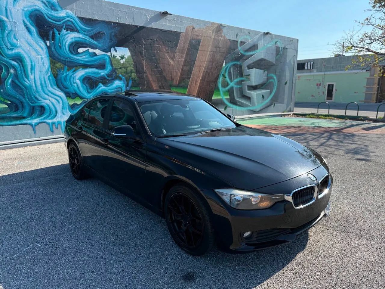 Used 2015 BMW 320i xDrive Sedan AWD/4WD image 3