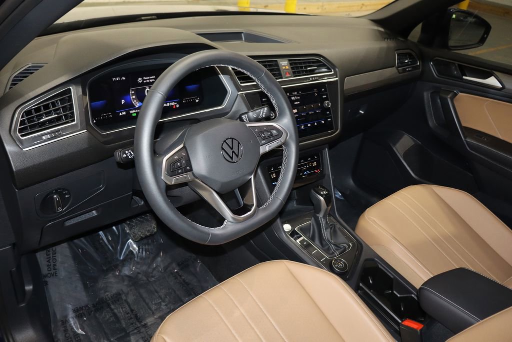 Used 2022 Volkswagen Tiguan SE image 23