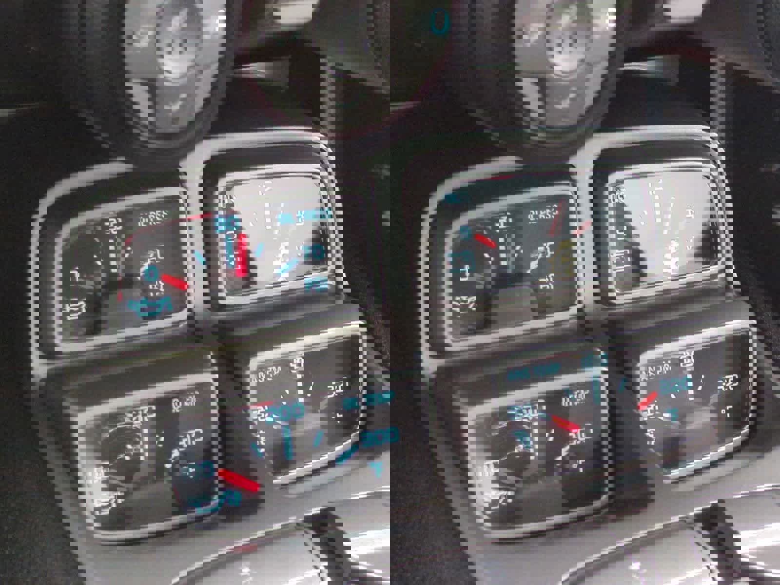 Used 2010 Chevrolet Camaro SS w/ RS Package image 28