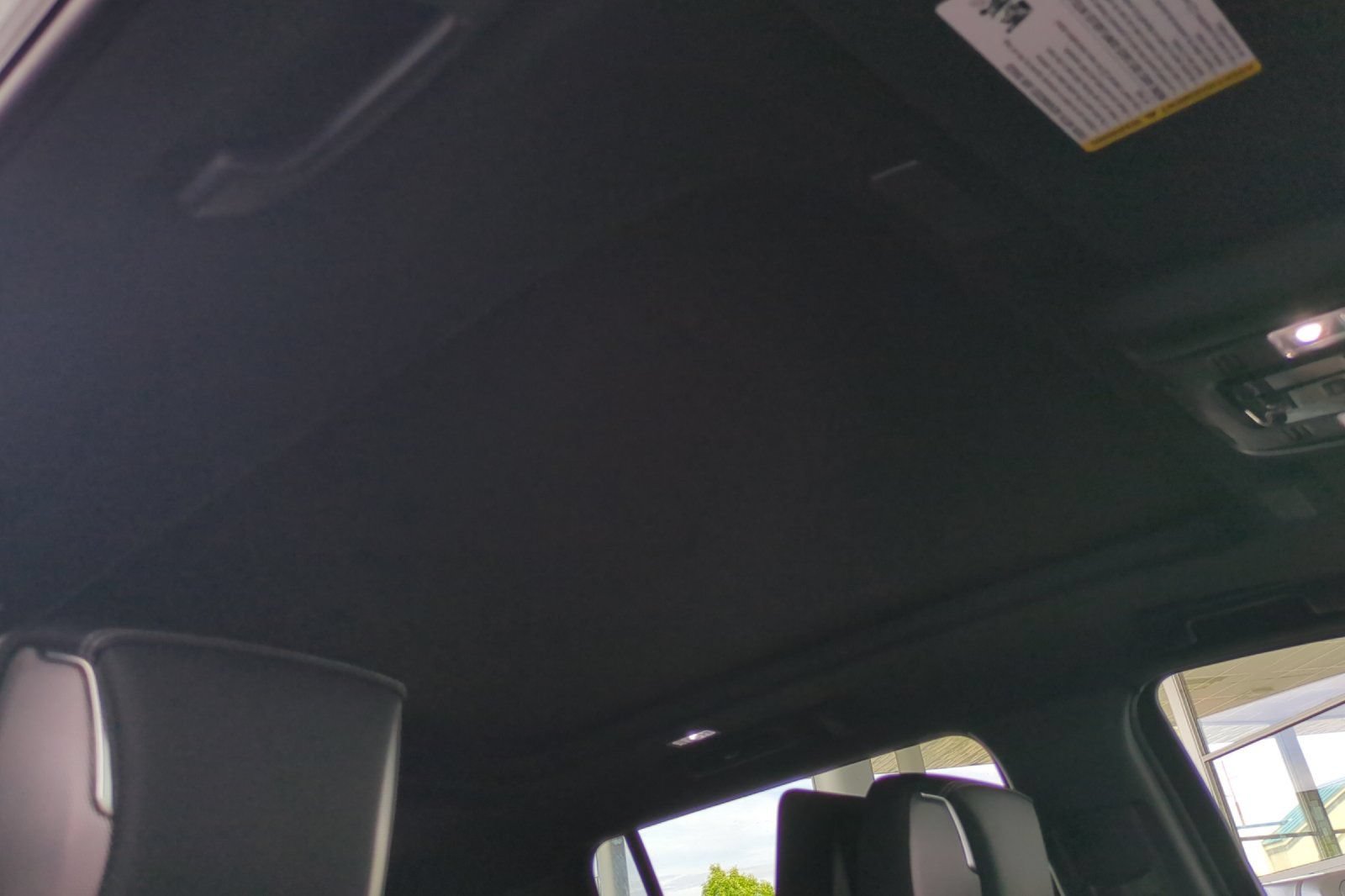 New 2026 GMC Yukon XL AT4 Ultimate w/ LPO, Floor Liner Package AWD/4WD image 20